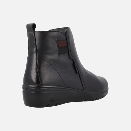 Comfort leather ankle boots with bicolor elastics
