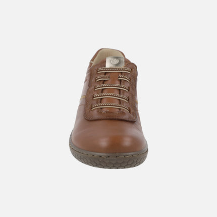 Zapatos deportivos de piel para mujer en color cuero con elásticos