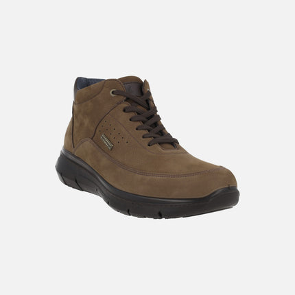 Botas de cordones para hombre en piel nobuck con membrana impermeable