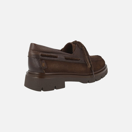 Zapatos náuticos de suela gruesa con adorno de moneda