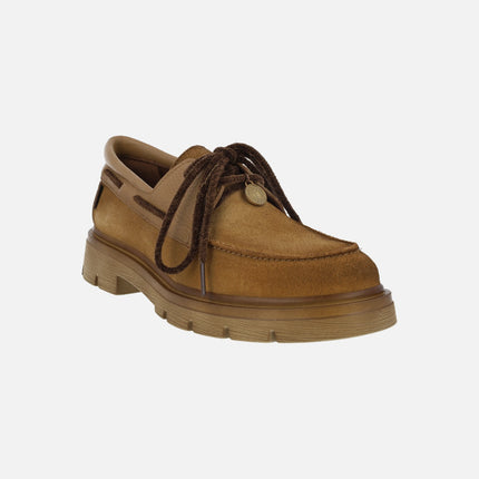 Zapatos náuticos de suela gruesa con adorno de moneda