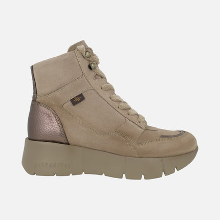 Sporty lace-up ankle boots