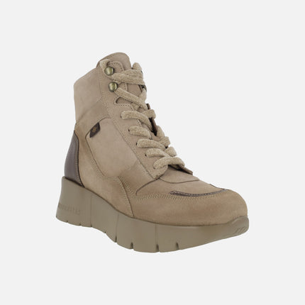 Sporty lace-up ankle boots