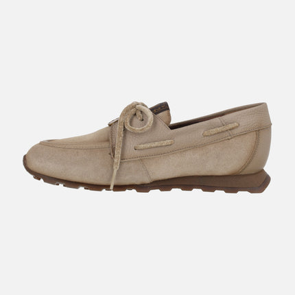 Zapatos náuticos en combinado de piel y serraje con adorno de moneda