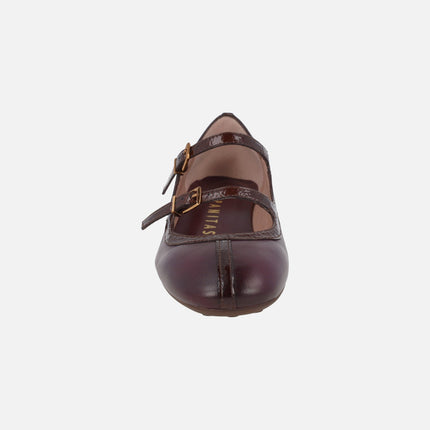 Oslo ballerinas combined in burgundy and brown with double bracelet on the instep