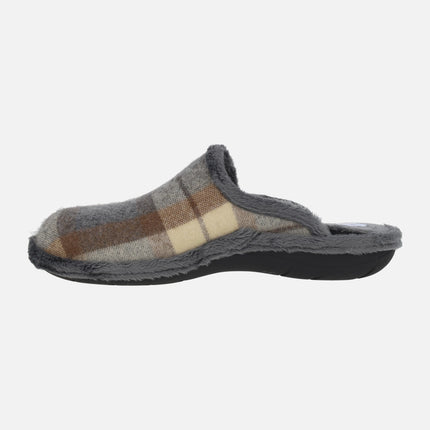 Men's barefoot house slippers in checkered print