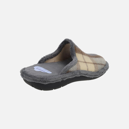 Men's barefoot house slippers in checkered print