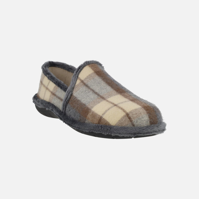Zapatillas de casa cerradas para hombre en tejido estampado a cuadros