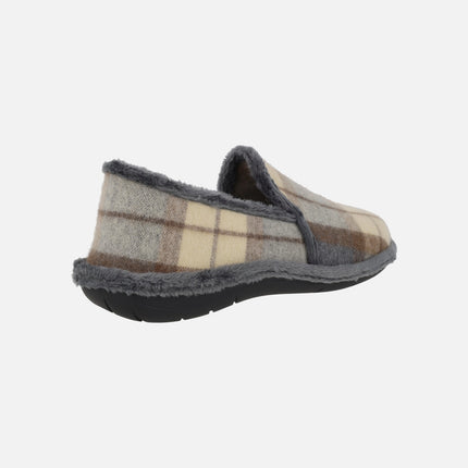 Zapatillas de casa cerradas para hombre en tejido estampado a cuadros