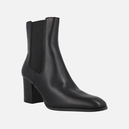 Chelsea style heeled ankle boots in black leather AFT MARILYN
