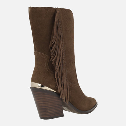 Botas para mujer en serraje marrón estilo cowboy con flecos