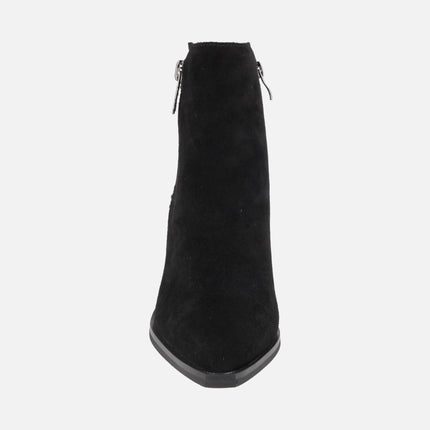 Botines de tacón para mujer en piel serraje con detalles en pedrería