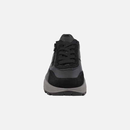 Zapatos deportivos en combinado negro con membrana GORE-TEX