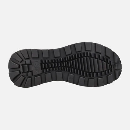 Zapatos deportivos en combinado negro con membrana GORE-TEX