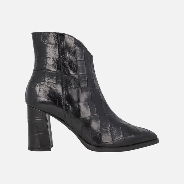 Aurora 44 heeled ankle boots in coconut print