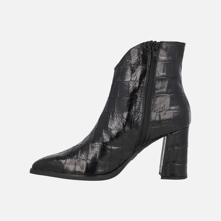 Botines de tacón Aurora 44 en grabado coco