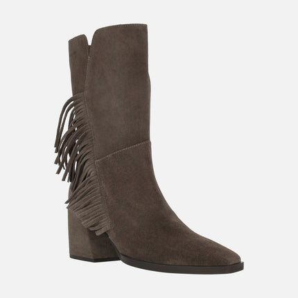 Low boots in taupe suede with fringe detail