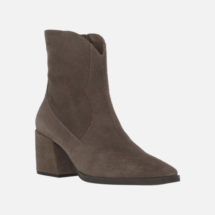 Botines de tacón Duna 02 en serraje topo