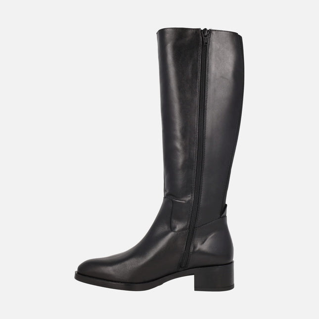Botas altas Bonjour 08 en piel negra con pieza elástica en la parte trasera