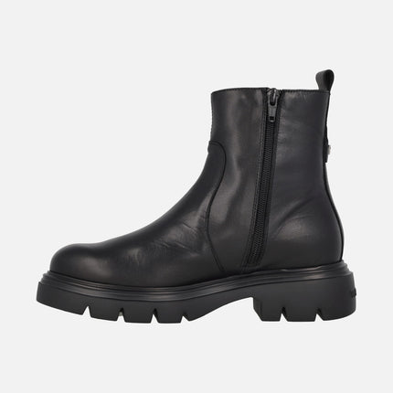 Bones 05 black leather ankle boots with FLYGRIP sole