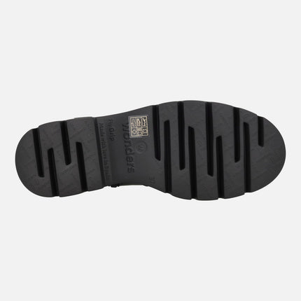 Bones 05 black leather ankle boots with FLYGRIP sole