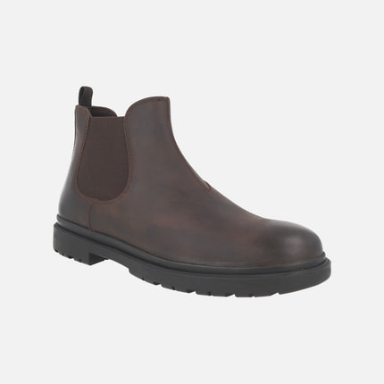 Men's Chelsea style ankle boots in brown oiled leather U ANDALO A