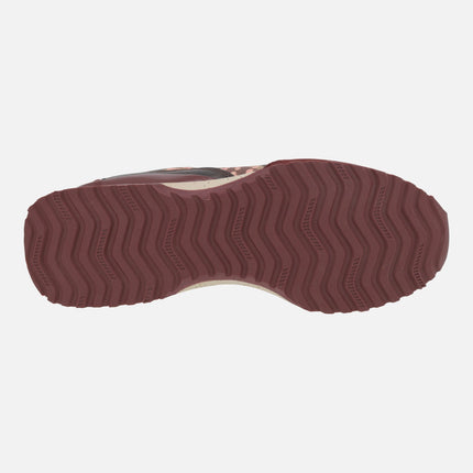 Blossom burgundy printed sneakers