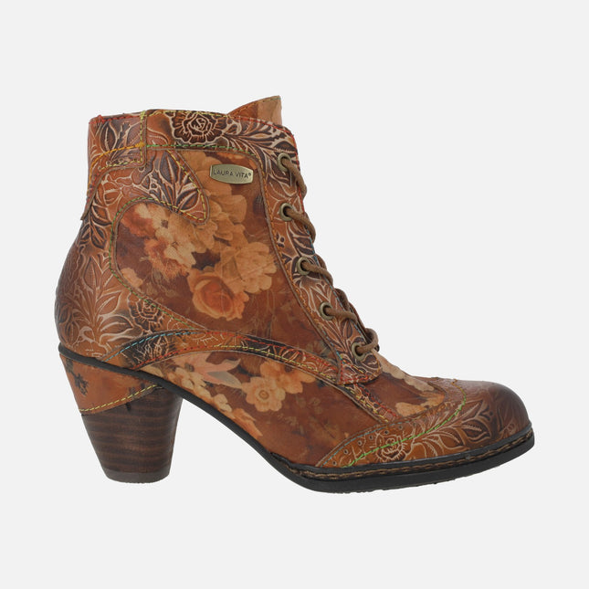 Botines de tacón con cordones y estampado de flores en color cuero ALZICEEO 01