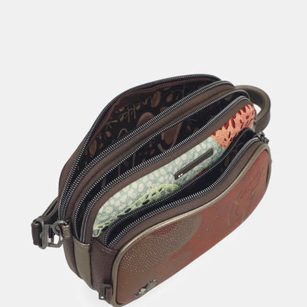 Shoulder bags in combination of colors Odyssey line