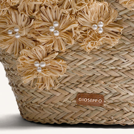 Cesto capazo de rafia con detalle de flores Roseau