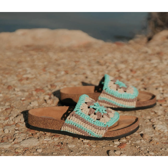 Sandalias de tejido crochet en combinado aqua
