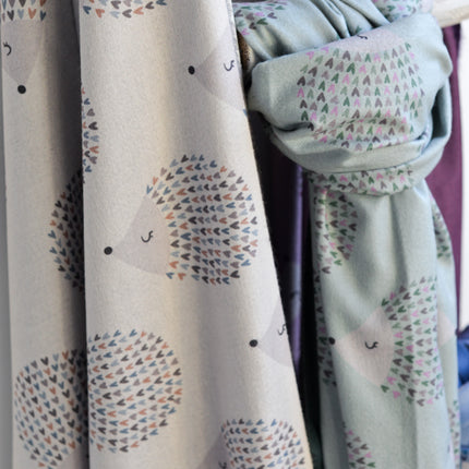 Pashminas Noco con diseño de erizos