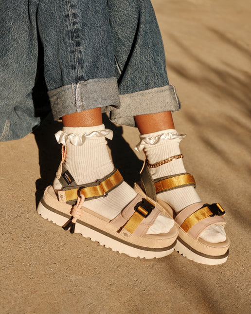 Sandalias para mujer Ugg Goldenstar Wildwood Sand castle