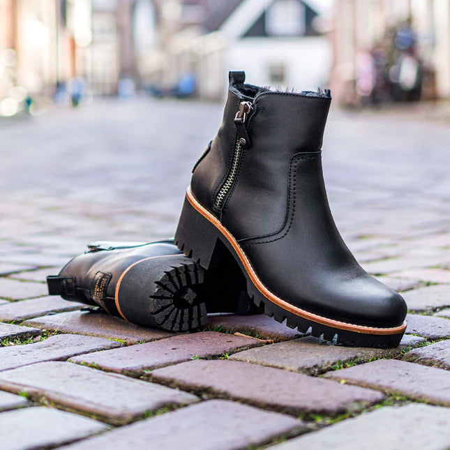 Black heeled ankle boots with zippers and fur lining PAULINE TRAV