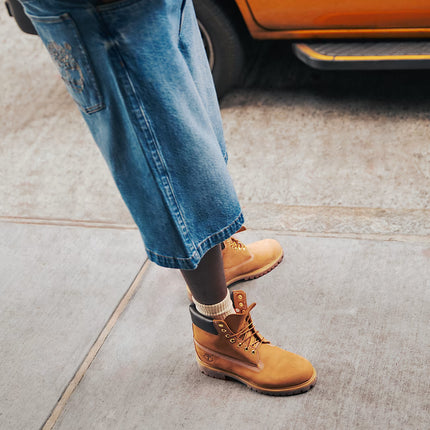 Botas Timberland Premium 6 inch waterproof para hombre en amarillo