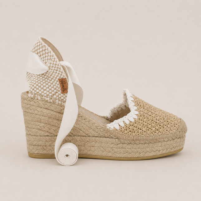 Alpargatas de cuña alta en rafia natural-blanco con cintas