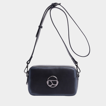 Bolsos bandolera Binnari Chiclana con logo metálico