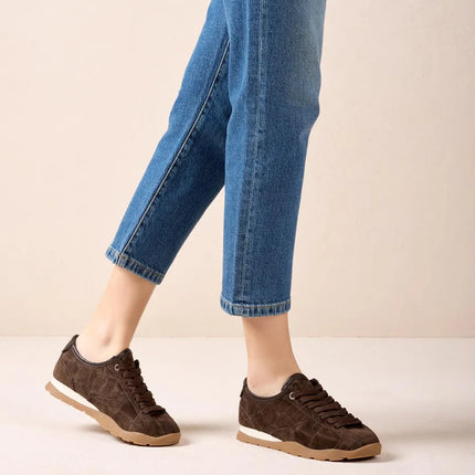 Women's sneakers in crocodile-effect suede DAMI_CS