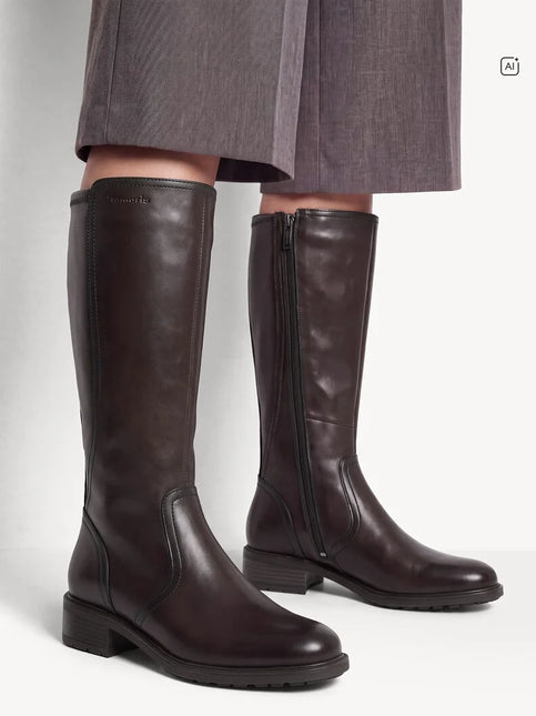 Botas altas de piel marrón con parte trasera en tejido elástico