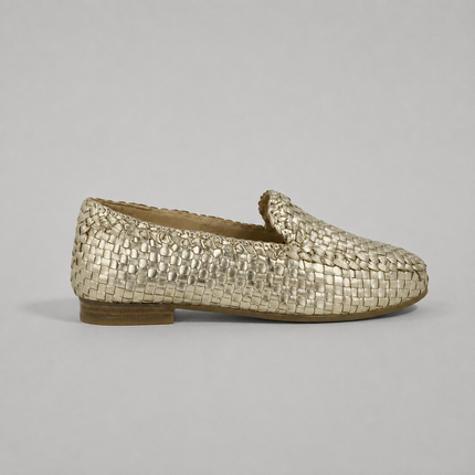 Mocasines de piel trenzada color oro