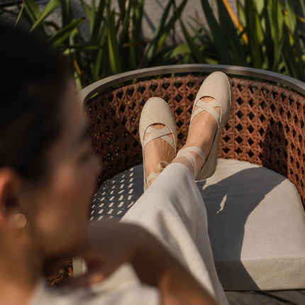 Zapatillas de esparto inspiración ballet con cintas