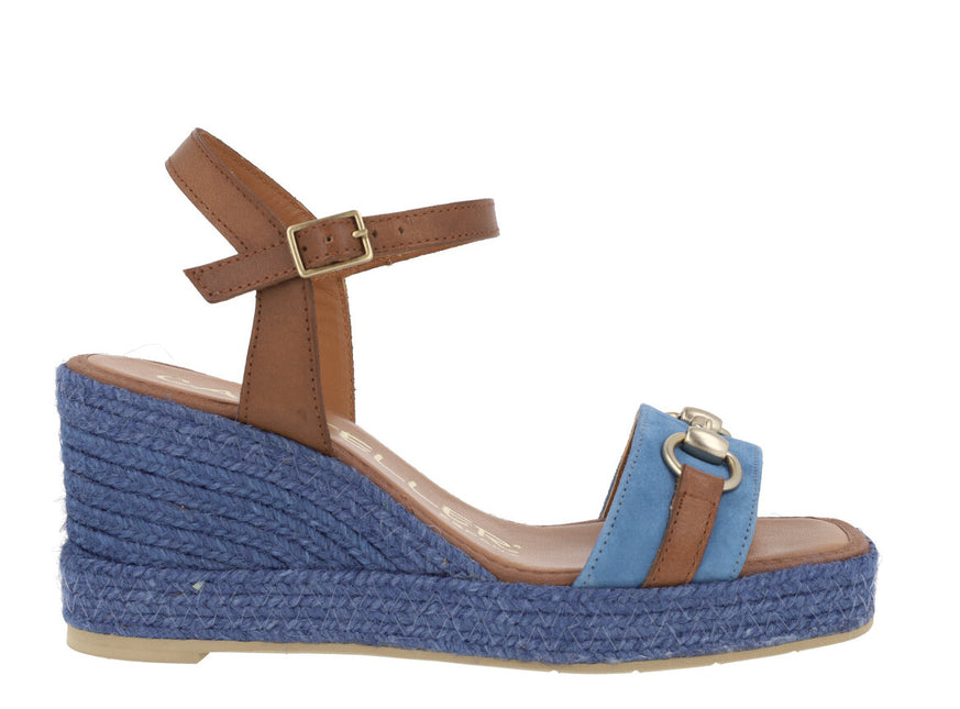 Blue combined espadrilles with metallic ornament in the shovel
