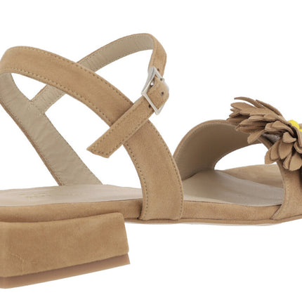 Suede sandals with flower ornament for women