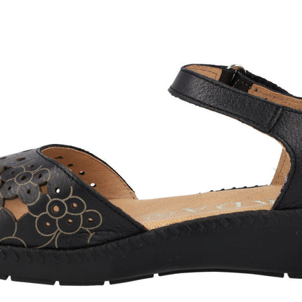Druffed sandals with velcro closure for women