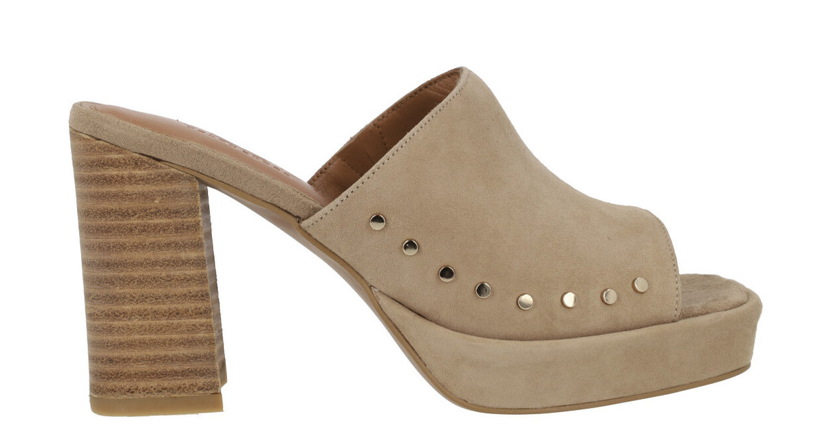Beige suede clogs with rivets and high pearl heel