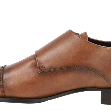 Dress shoes with buckles in leather leather