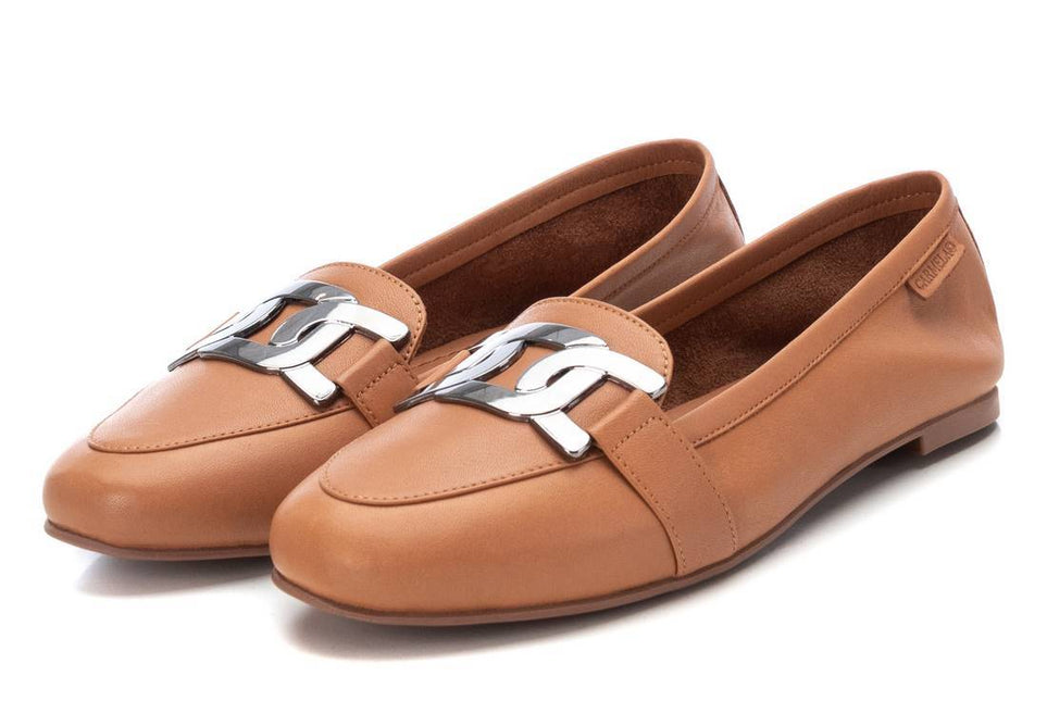Flat leather women's moccasins