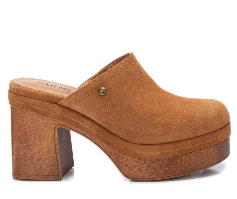Camel serraje clogs with high heel and platform
