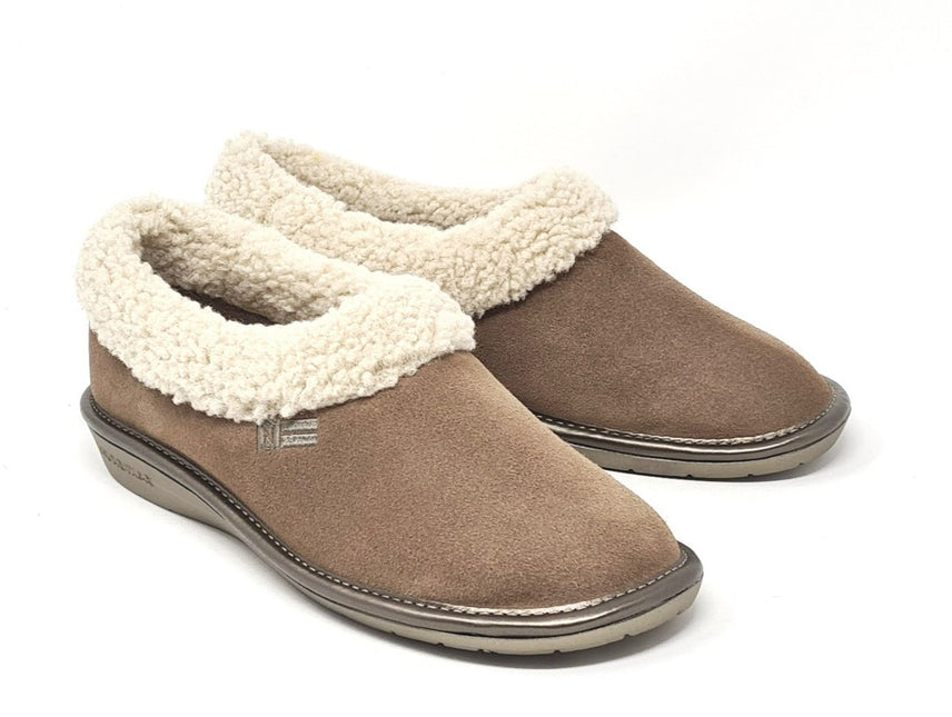 House shoes closed for women in Serraje Taupe