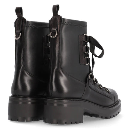 Cool multimaterial black boots for women